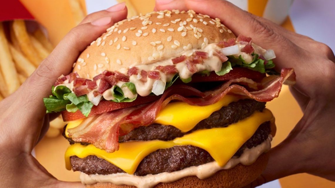 Por primera vez, McDonald’s cambia la receta de sus hamburguesas más icónicas Por primera vez, McDonald’s cambia la receta de sus hamburguesas más icónicas