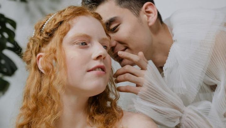 Manifestación del susurro: cómo atraer a tu pareja con esta técnica