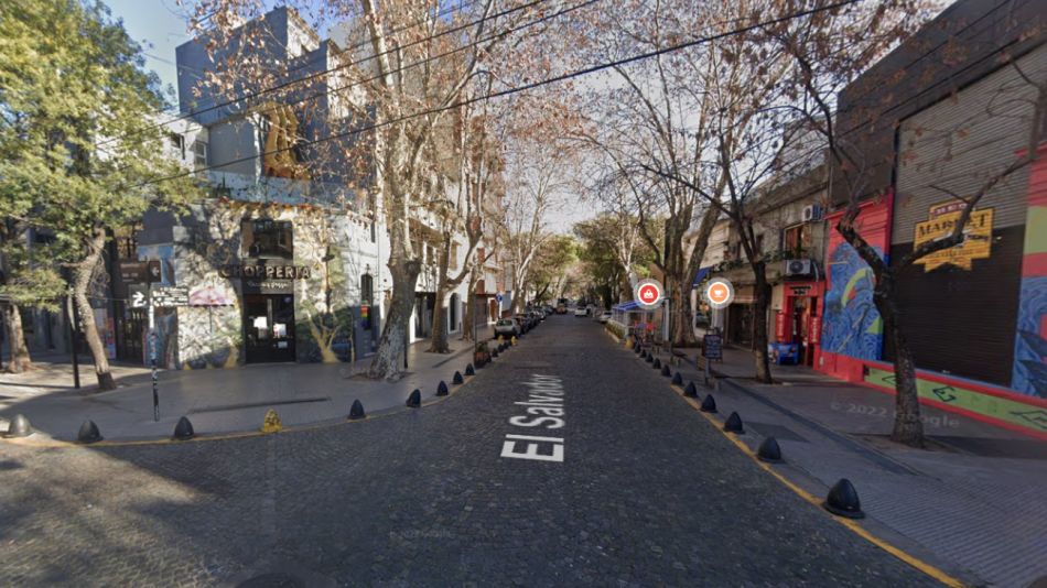 La esquina de El Salvador y Gurruchaga, donde ocurrió el atraco