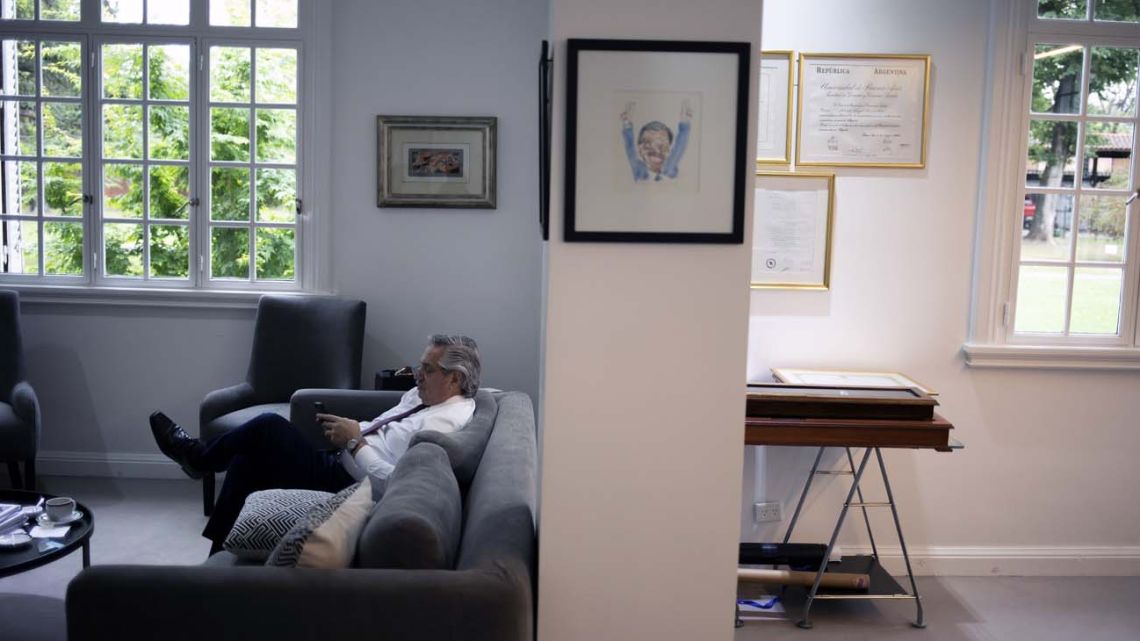 Alberto Fernández bajó de la reelección, pero sale a desafiar al kirchnerismo en las internas