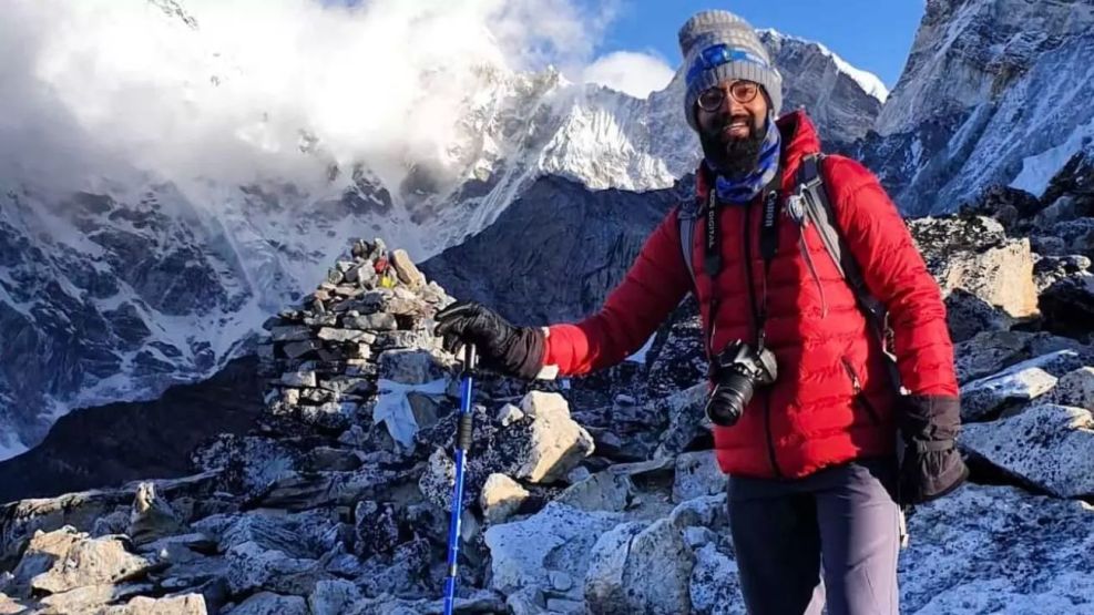 Milagro en el Himalaya: rescatan a un escalador dentro de una grieta a 6000 metros de altura