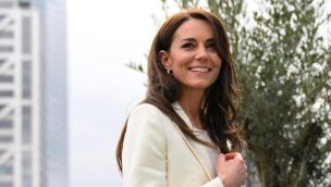 Kate Middleton tiene el sweater de rayas ideal para el otoño