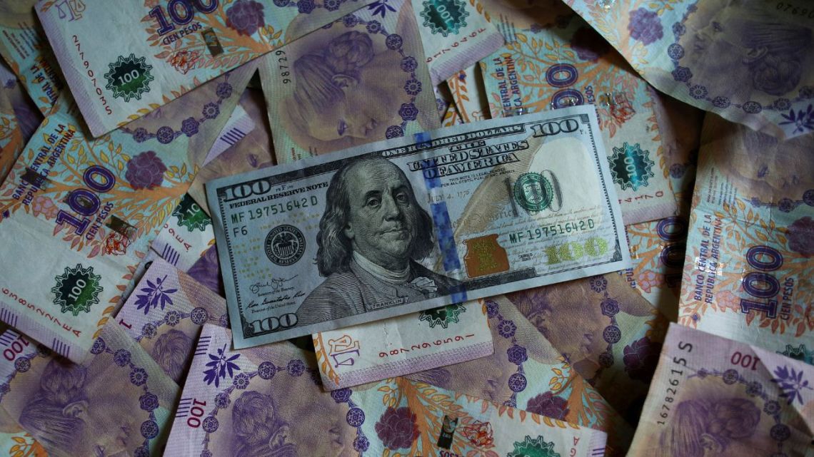 Dólar sin techo: sobran rumores, faltan medidas