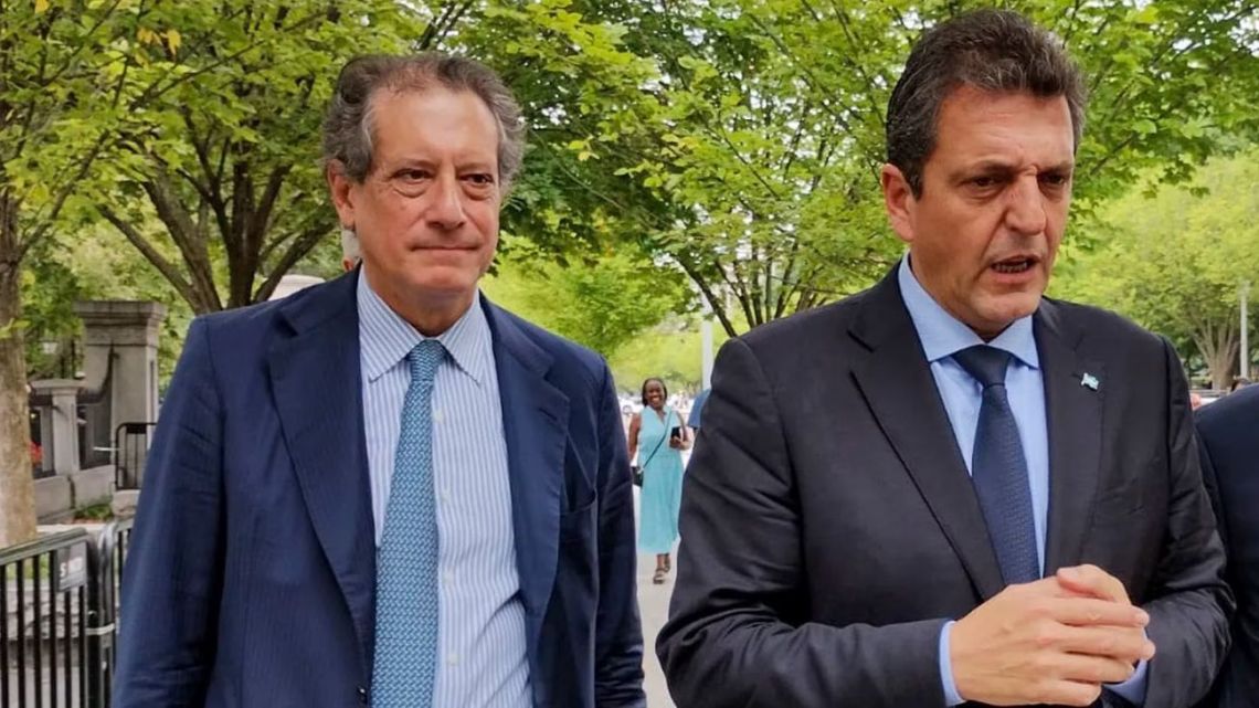 Central Bank Governor Miguel Ángel Pesce and Economy Minister Sergio Massa.