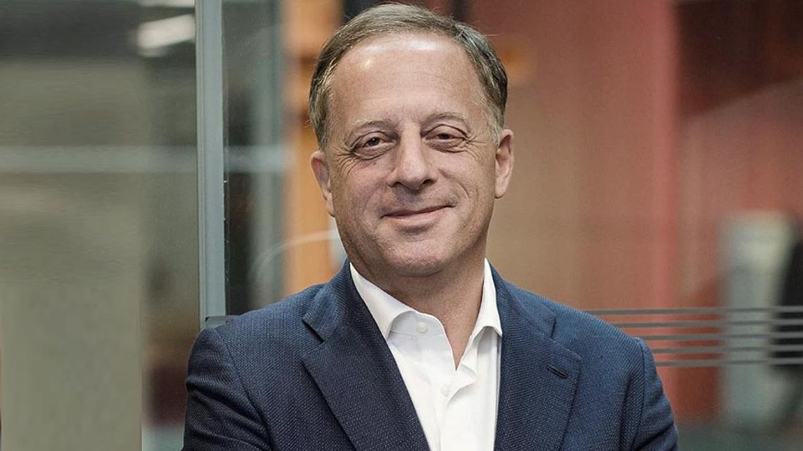 Renunció el presidente de la BBC por conflicto de intereses