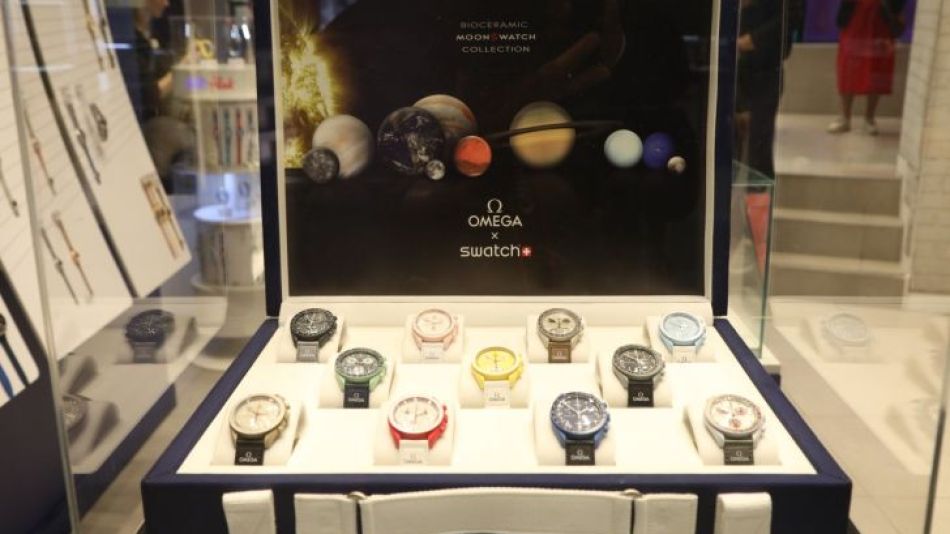 La colección consta de 11 relojes únicos inspirados en planetas y el sistema solar