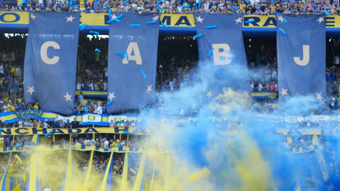 The musical Chicana from Boca to River on social networks