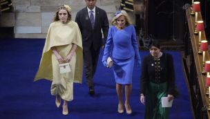 Coronación de Carlos III: Jill Biden llegó junto a su nieta en "la bestia" y su presencia fue aplacada 