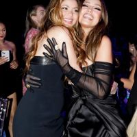 El impensado saludo entre Thalía y Shakira que le da la vuelta al mundo: “Te quiero amiga bella”