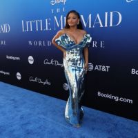 La Sirenita: el vestido con aires de "mar" que lució Halle Bailey para la avant premiere de la película