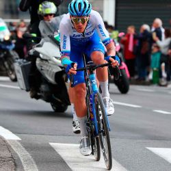 El ciclista italiano del equipo Jayco AlUla, Alessandro De Marchi, se escapa durante la sexta etapa de la carrera ciclista Giro d'Italia 2023. Foto de Luca Bettini / AFP. | Foto:AFP