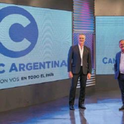Luis Schenone, vicepresidente de Canal C Argentina junto a José Aiassa, presidente de la señal. | Foto:cedoc