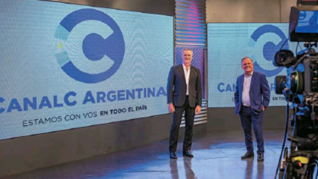 Luis Schenone, vicepresidente de Canal C Argentina junto a José Aiassa, presidente de la señal. | Foto:cedoc