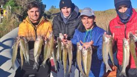 A 585 km de CABA, prevalecen los pejerreyes de 30 a 40 cm, en una laguna que promete ser de las mejores de la temporada.