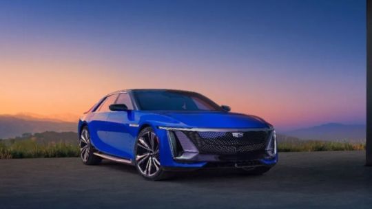 Los fabulosos Cadillac: 3 versiones eléctricas que se vienen en 2024