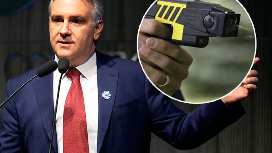 Llaryora pistolas taser