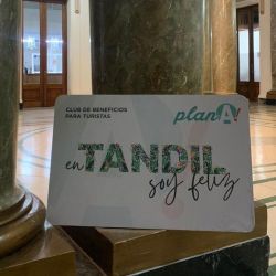 “En Tandil soy feliz” reza la tarjeta de descuentos de la ciudad, que es 100 % digital.