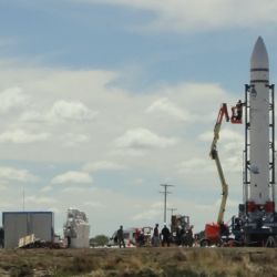 También se está trabajando en la fabricación y en la integración del fuselaje del futuro primer lanzador de satélites argentino