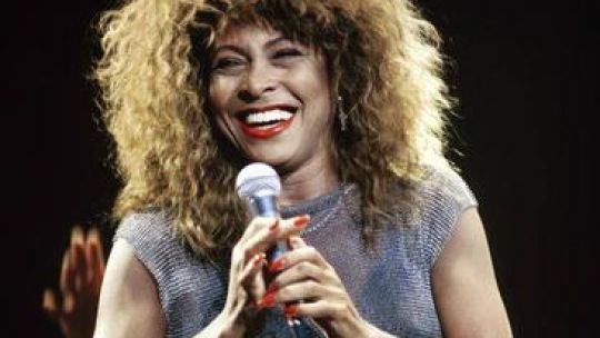 Tina Turner muere a los 83 años.