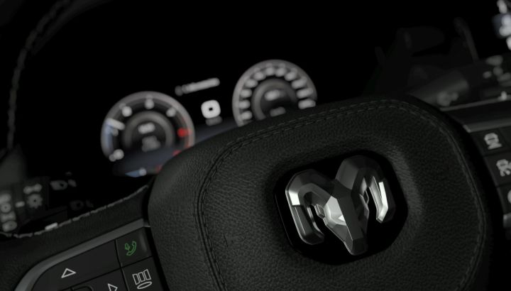 Ram muestra parte del interior y del frente de su nueva pick-up mediana