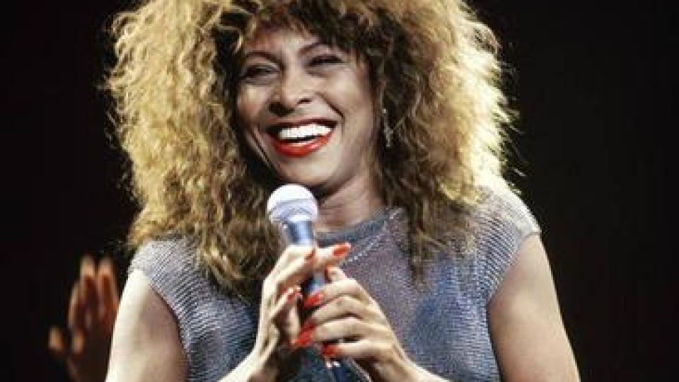 Tina Turner muere a los 83 años.