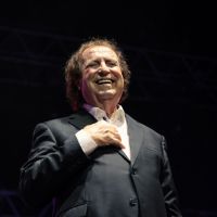 Dyango junto a su hijo y su nieto conquistaron el público argentino en el Luna Park: "Buenos Aires es mi casa"