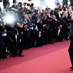 La actriz estadounidense Jane Fonda llega para la Ceremonia de Clausura y la proyección de la película "Elemental" durante la 76 edición del Festival de Cine de Cannes en Cannes, sur de Francia. | Foto:LOIC VENANCE / AFP