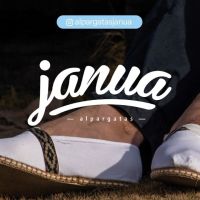 Entrevista con @alpargatasjanua: ¡una oportunidad de generar ingresos mientras se lucen cómodas y a la moda!