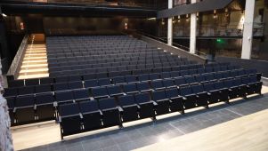  Inaugura el Teatro Comedia remodelado para celebrar los 450 años de Córdoba