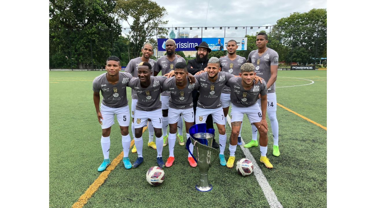 El Club Atlético Independiente de Panamá se corona campeón con la  motivación inspiradora de un rabino