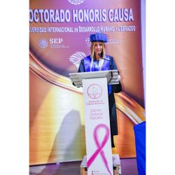 MARCELA RE, RECIBE EL DOCTORADO HONORIS CAUSA, DE LA UNIVERSIDAD INTERNACIONAL DE MÉXICO | Foto:CEDOC