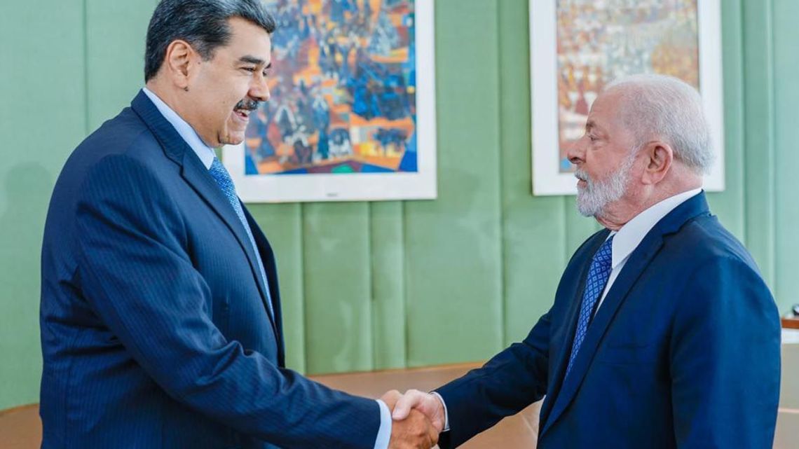 Luiz Inácio Lula da Silva and Nicolás Maduro.