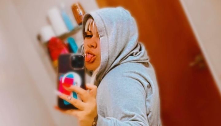 Morena Rial publicó una foto de su cola entangada en primer plano: "Ese culo responde"