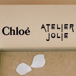 Angelina Jolie se une con Chloé para crear una cápsula sostenible
