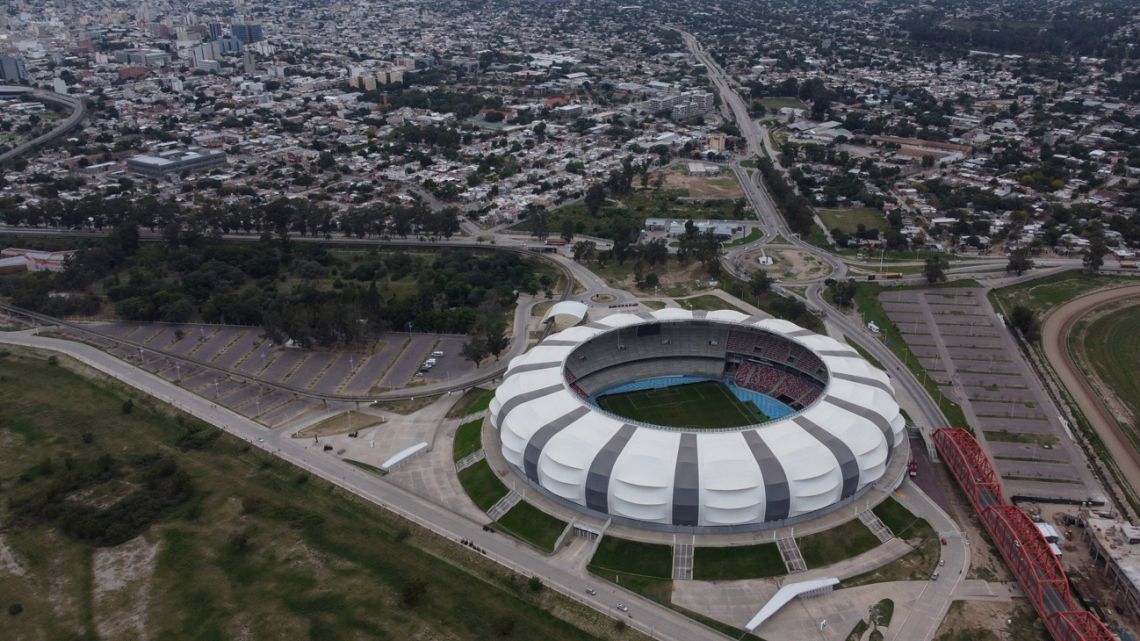 Modern and pristine, the Estadio Único Madre de Ciudades stadium breaks the urban horizon of Santiago del Estero, a modest city that beats to the sound of national folklore.