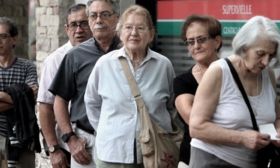 Contrarrestar la inflación: un proyecto de ley busca actualizar automáticamente las jubilaciones con UVA