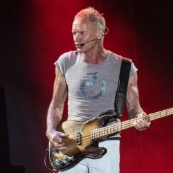 El músico y actor inglés Sting actúa en el escenario del festival de música Heartland en Kvaerndrup, en la isla de Fyn, Dinamarca. | Foto:Helle Arensbak / Ritzau Scanpix / AFP