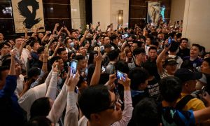 Argentina, Chinese fans before friendly, hotel