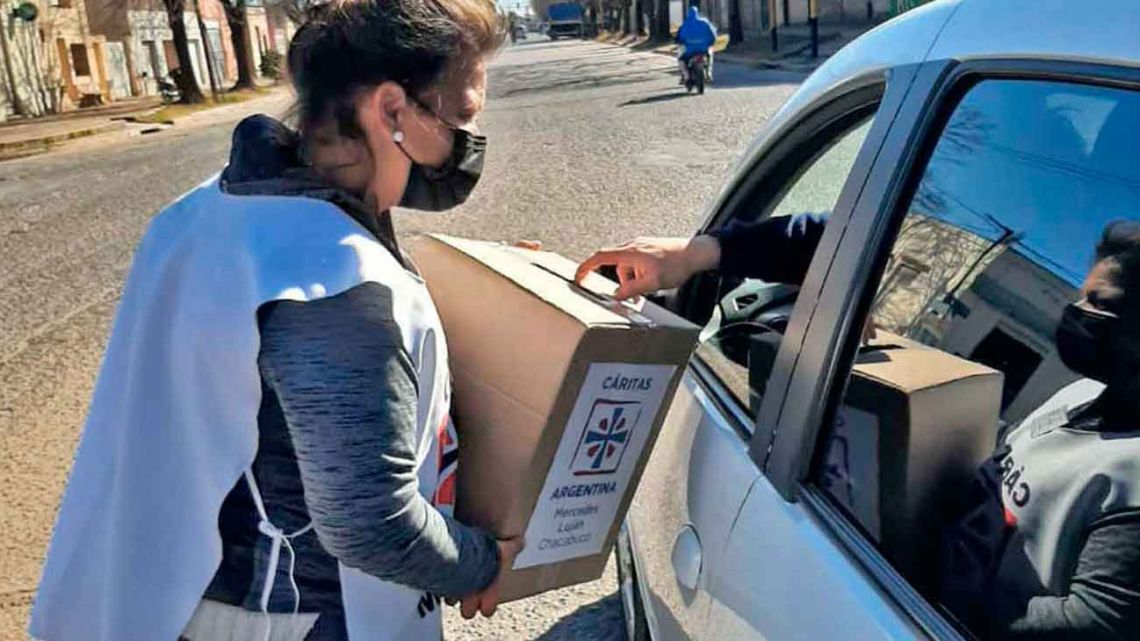 La mujer tiene un rol básico en la acción solidaria de los barrios populares