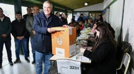 Osvaldo Jaldo, votando en Tucumán.