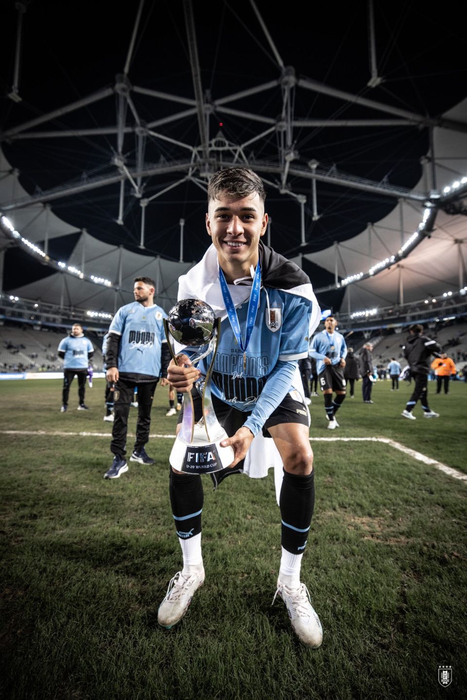 Uruguayos campeones Caras