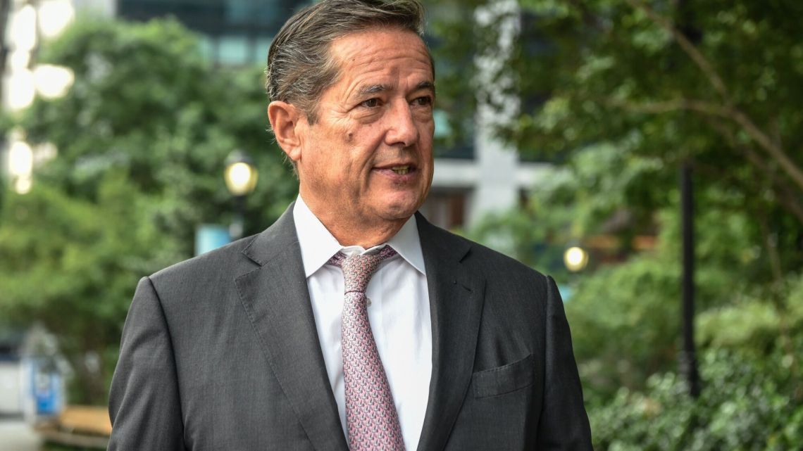 JPMorgan paga 0 millones por solucionador de caso Epstein
