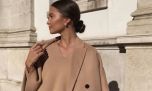Tapado camel: los looks más fáciles y minimalistas con esta prenda comodín