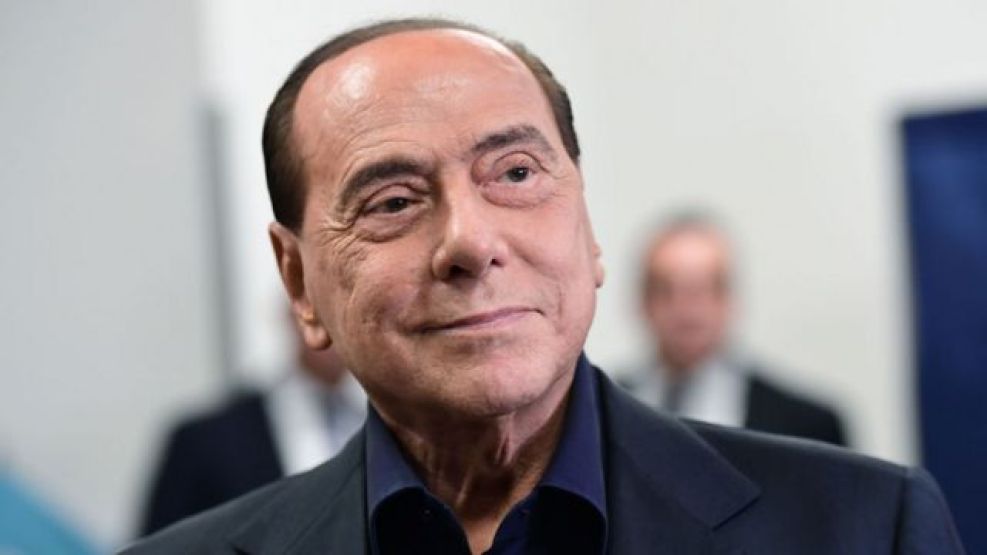 Silvio Berlusconi murió a los 86 años por una leucemia.