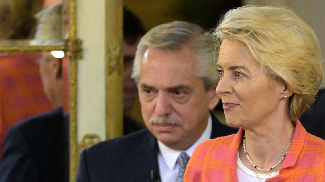 European Commission President Ursula Von Der Leyen (right) and Argentina's President Alberto Fernández arrive for a press conference at Casa Rosada in Buenos Aires on June 13, 2023.