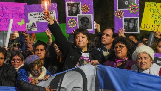 Caso de Cecilia Strzyzowski: marcha multitudinaria, llamado de Alberto Fernández y la hipótesis de femicidio "planeado"