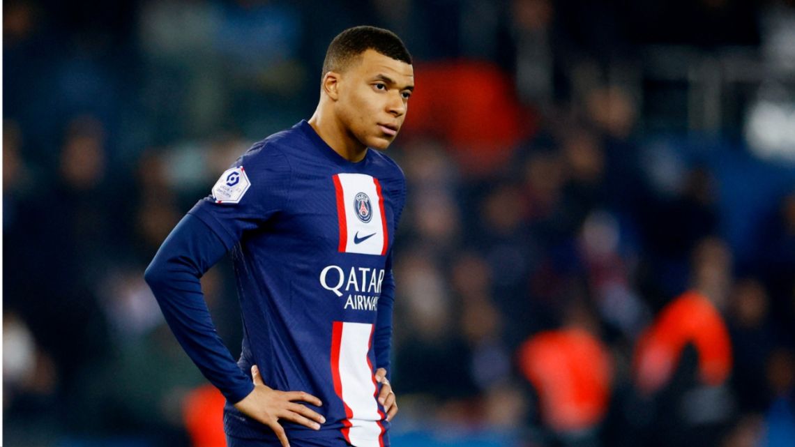 The French players’ union backed Mbappé amid the conflict with PSG