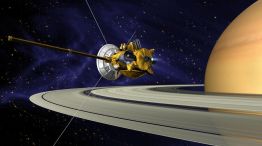La sonda Cassini de la NASA halló fósforo en una de las lunas de Saturno, un elemento clave para la vida