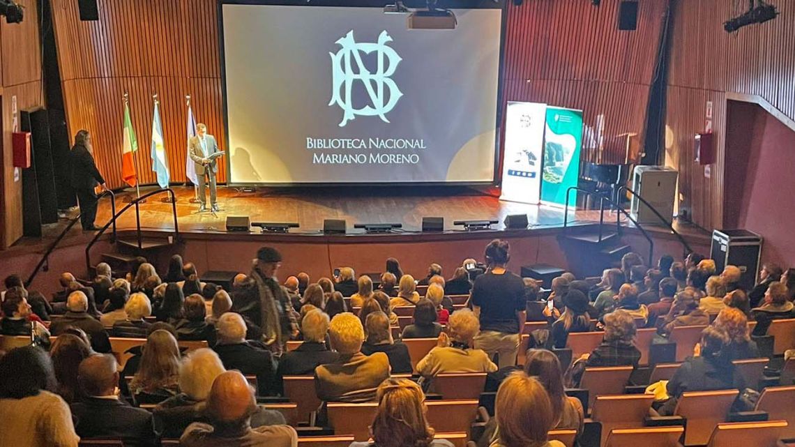 Bloomsday in Buenos Aires: the premiere of the documentary '100 years of Ulysses' at the Mariano Moreno National Library.