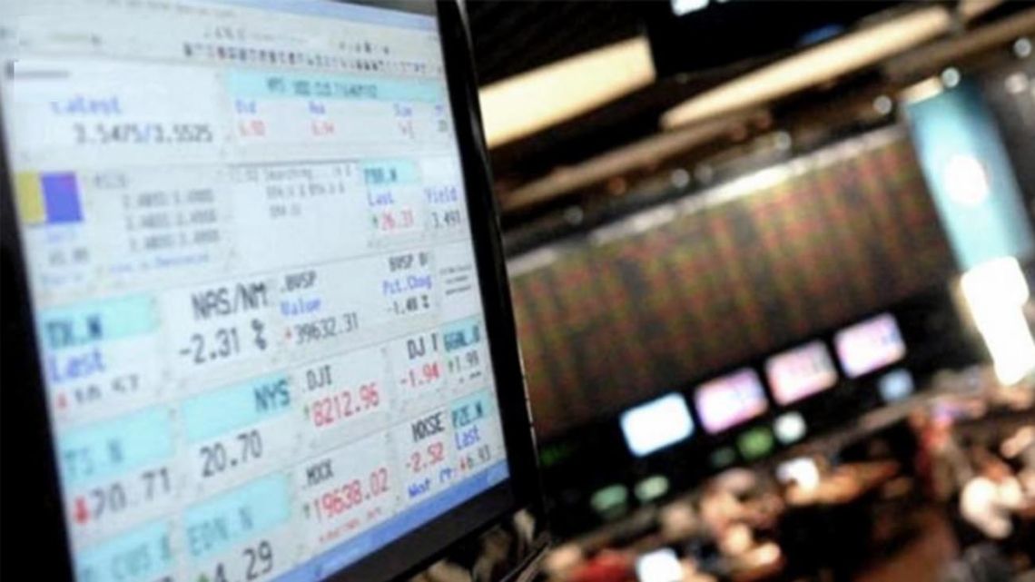 Gran semestre para Wall Street: las acciones que más sufrirán en lo que va del año